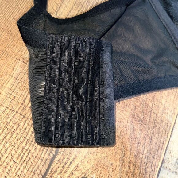 Cacique Velvet-Trim Unlined Balconette Bra 42D - Picture 9 of 9